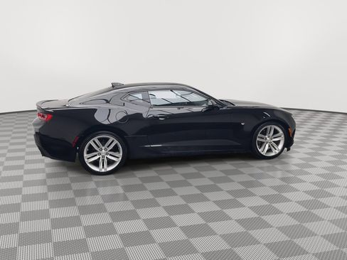 Used 2017 Chevrolet Camaro LT image 38