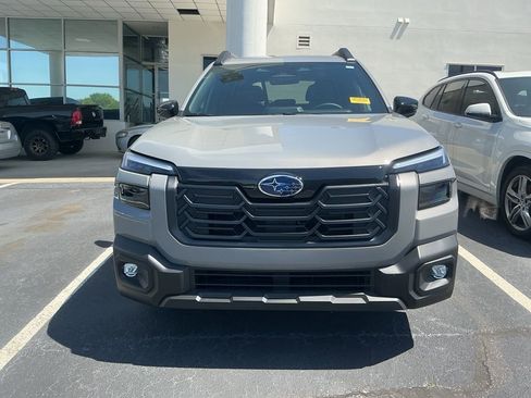 Used 2026 Subaru Outback Limited image 7