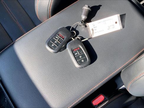 Used 2025 Honda CR-V Sport-L image 14