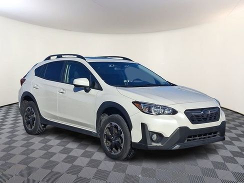 Used 2022 Subaru Crosstrek 2.0i Premium w/ Moonroof Package AWD/4WD image 1