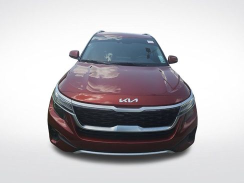 Used 2023 Kia Seltos S w/ Navigation Package AWD/4WD image 2