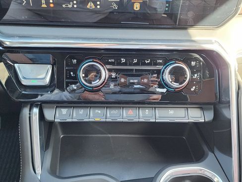 New 2026 GMC Sierra 3500 Denali Ultimate image 31