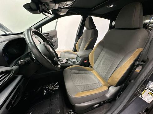 Used 2024 Subaru Crosstrek 2.5i Sport w/ Crosstrek Mirror Package AWD/4WD image 17
