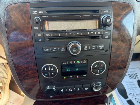 Used 2007 GMC Yukon XL Denali AWD/4WD image 19