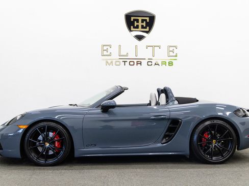 Used 2018 Porsche 718 Boxster S RWD image 2