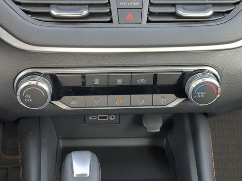 Used 2021 Nissan Altima 2.5 SR image 24