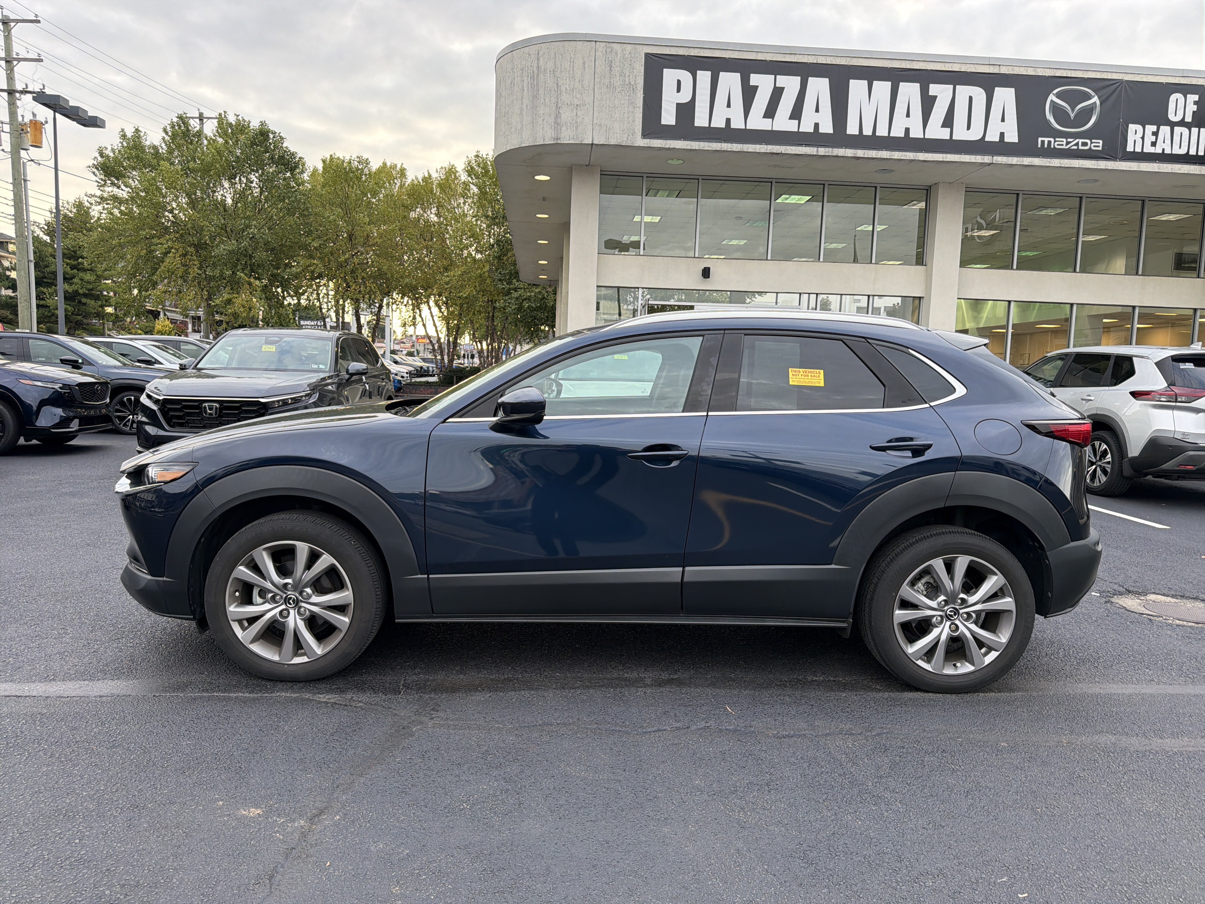 Used 2022 MAZDA CX-30 AWD 2.5 S w/ Premium Package image 4