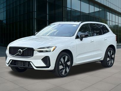 New 2025 Volvo XC60 T8 Plus w/ Protection Package Premier