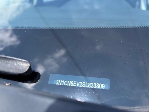 Used 2025 Nissan Versa SV FWD image 27
