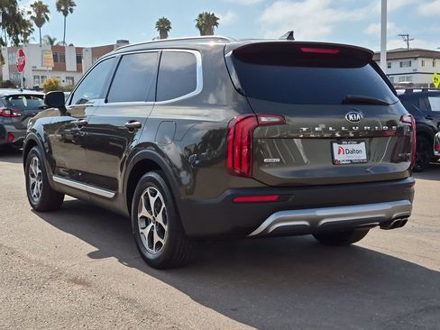 Used 2020 Kia Telluride EX AWD/4WD image 6
