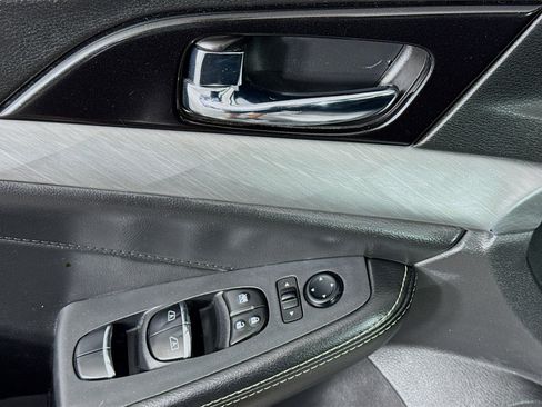 Used 2018 Nissan Maxima 3.5 SV image 23