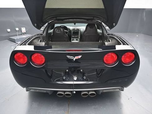 Used 2006 Chevrolet Corvette Coupe RWD image 9