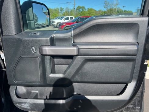 Used 2019 Ford F150 XLT w/ Equipment Group 302A Luxury AWD/4WD image 10