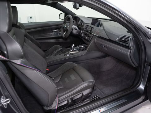 Used 2016 BMW M4 GTS RWD image 2