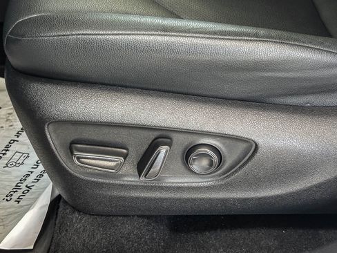 Used 2024 Toyota Grand Highlander AWD image 22
