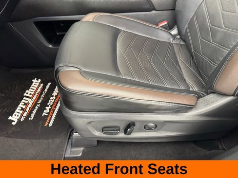 Used 2023 Nissan Pathfinder Platinum w/ Cargo Package image 14