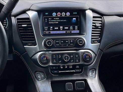Used 2017 Chevrolet Suburban LT w/ LT Midnight Edition RWD image 8