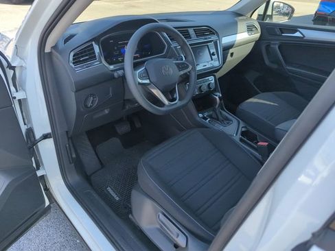 Used 2023 Volkswagen Tiguan S image 10