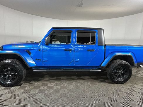 Used 2021 Jeep Gladiator Sport AWD/4WD image 7