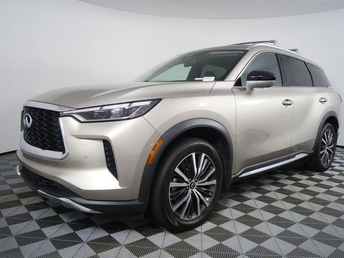 Used 2022 INFINITI QX60 Sensory w/ Vision Package image 8