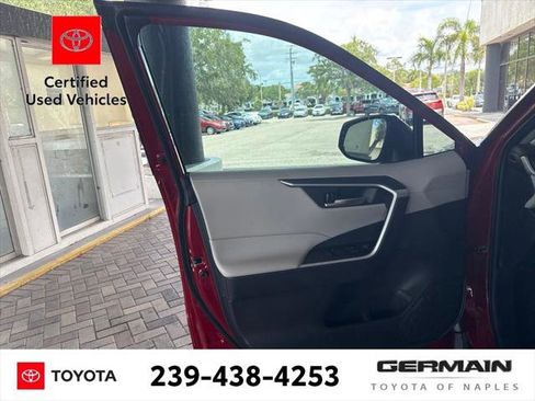 Used 2025 Toyota RAV4 XLE w/ Convenience Package FWD image 19