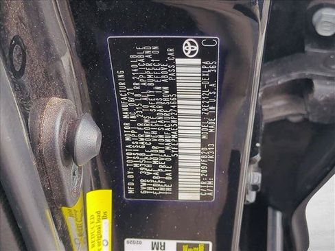 Used 2022 Toyota Corolla LE FWD image 23