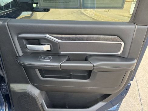 Used 2024 RAM 2500 Big Horn image 16