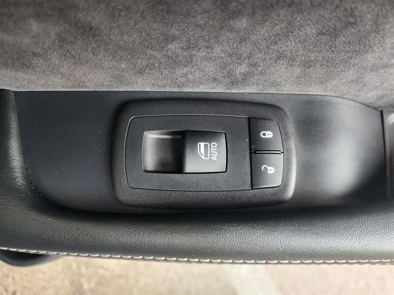 Used 2017 Dodge Challenger SRT Hellcat RWD image 56