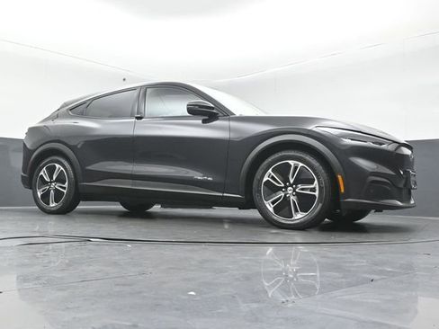 Used 2022 Ford Mustang Mach-E Select image 34
