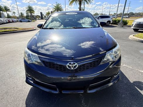 Used 2012 Toyota Camry L image 16