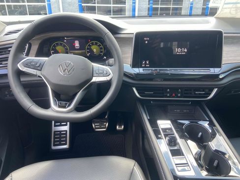 New 2026 Volkswagen Atlas SEL Premium R-Line AWD/4WD image 15