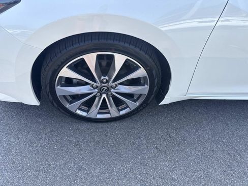 Used 2023 Nissan Maxima Platinum w/ Sport Mat Group FWD image 12