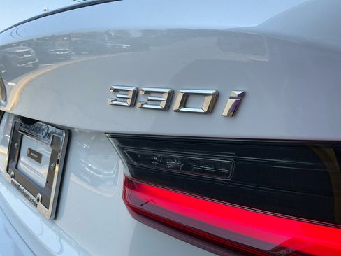New 2026 BMW 330i Sedan w/ M Sport Package image 14