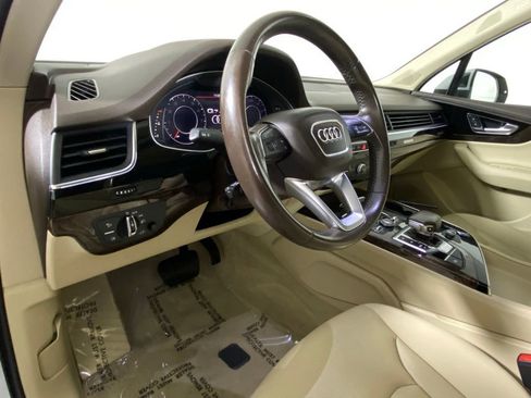 Used 2018 Audi Q7 3.0T Premium Plus w/ Premium Plus Package image 11