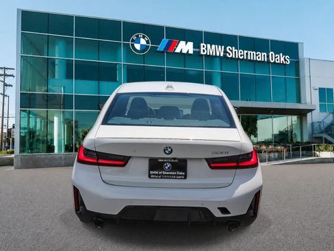 New 2026 BMW 330i Sedan w/ M Sport Package RWD image 5