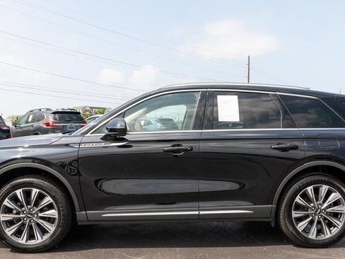 Used 2022 Lincoln Corsair Reserve w/ Equipment Group 201A AWD/4WD image 9