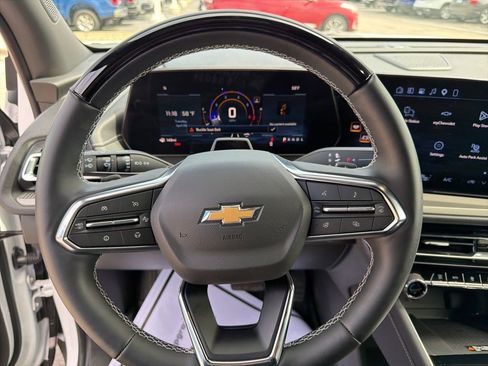 New 2026 Chevrolet Traverse LT w/ Enhanced Driving Package FWD image 26