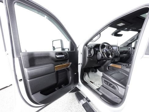 Used 2022 Chevrolet Silverado 3500 High Country w/ Z71 Off-Road Package AWD/4WD image 23