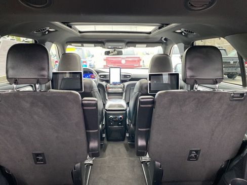 Used 2023 Ford Explorer ST w/ Equipment Group 401A image 23