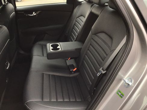 Used 2022 Kia Forte GT-Line w/ GT-Line Premium Package image 22