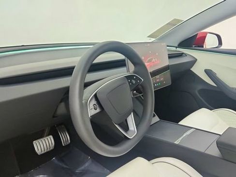 Used 2024 Tesla Model 3 Performance image 19