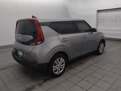 Used 2022 Kia Soul LX FWD image 10
