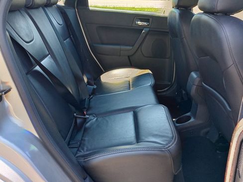 Used 2009 Ford Focus SEL FWD image 21