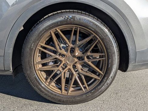 Used 2021 Porsche Cayenne E-Hybrid image 25