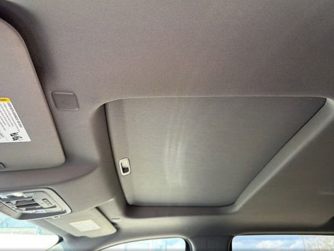 Used 2023 Chevrolet Silverado 1500 LTZ w/ LTZ Premium Package image 7