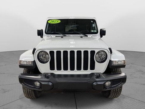Used 2023 Jeep Wrangler Unlimited Sahara image 4