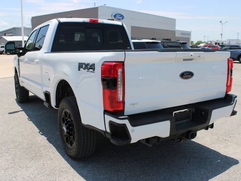 Used 2023 Ford F250 Lariat w/ Lariat Ultimate Package AWD/4WD image 9