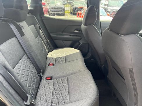 Used 2026 Nissan Kicks SV FWD image 9