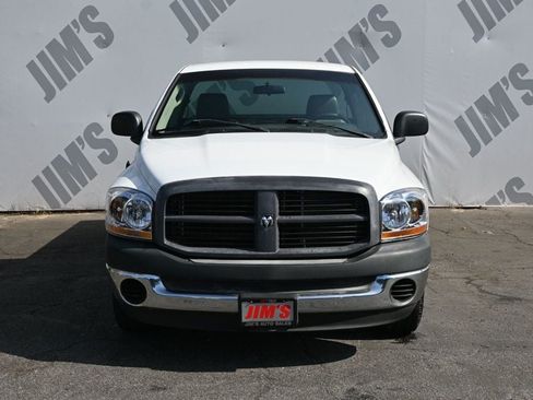Used 2006 Dodge Ram 2500 Truck ST w/ Trailer Tow Group RWD image 2