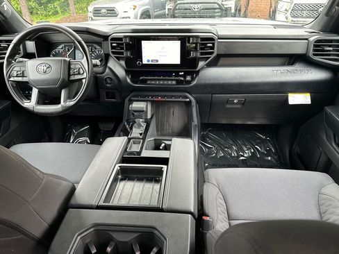 Used 2025 Toyota Tundra SR w/ SR Tow Package AWD/4WD image 10